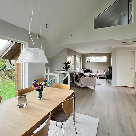 Casa vacanze Lovely In With Sauna *