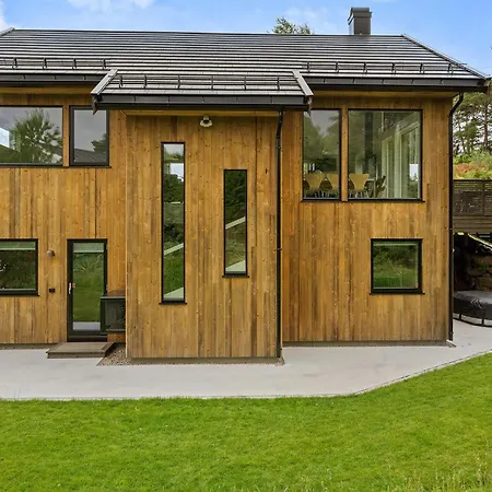 Casa vacanze Lovely In With Sauna