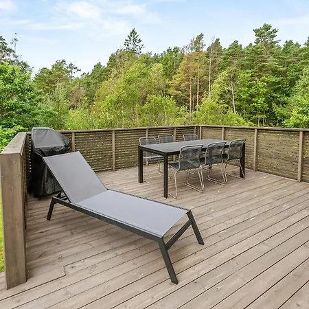 Casa vacanze Lovely In With Sauna Kolbjornsvik